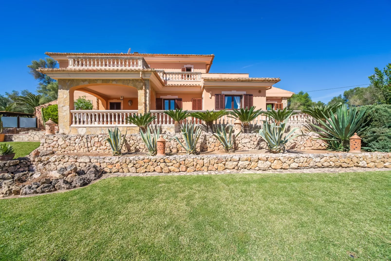 Son Morei Gran-Exterior summer