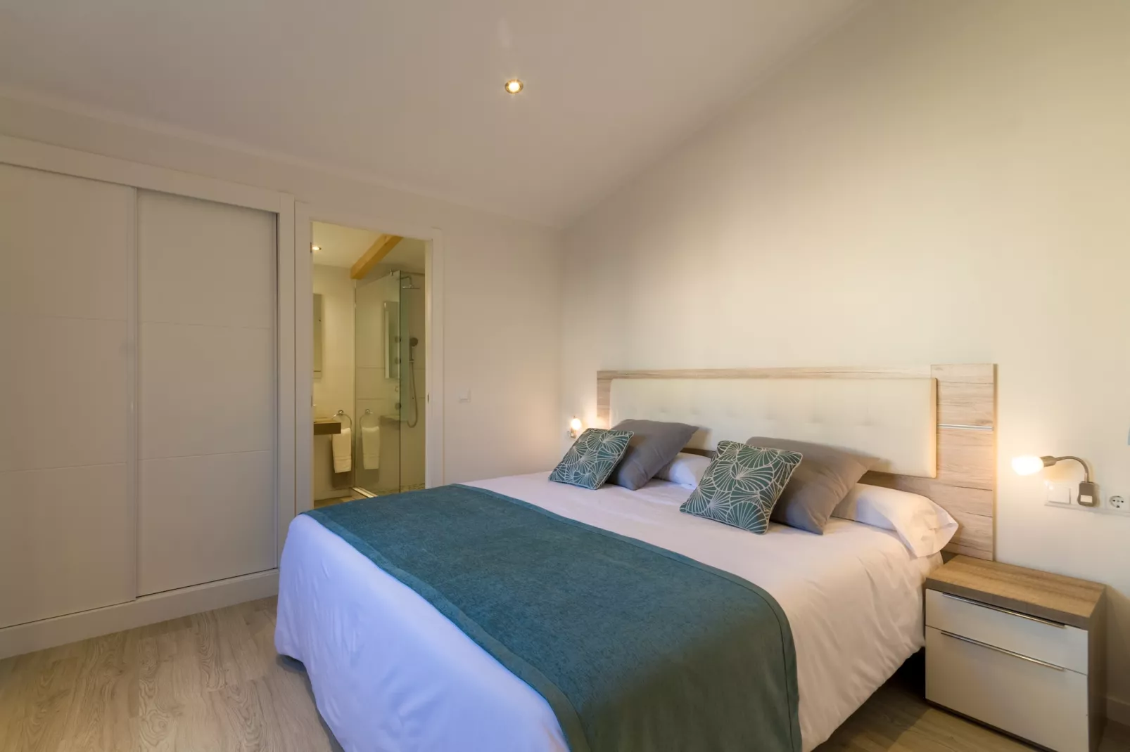 Can Mesquida, Finca 5StarsHome Mallorca-Bedroom