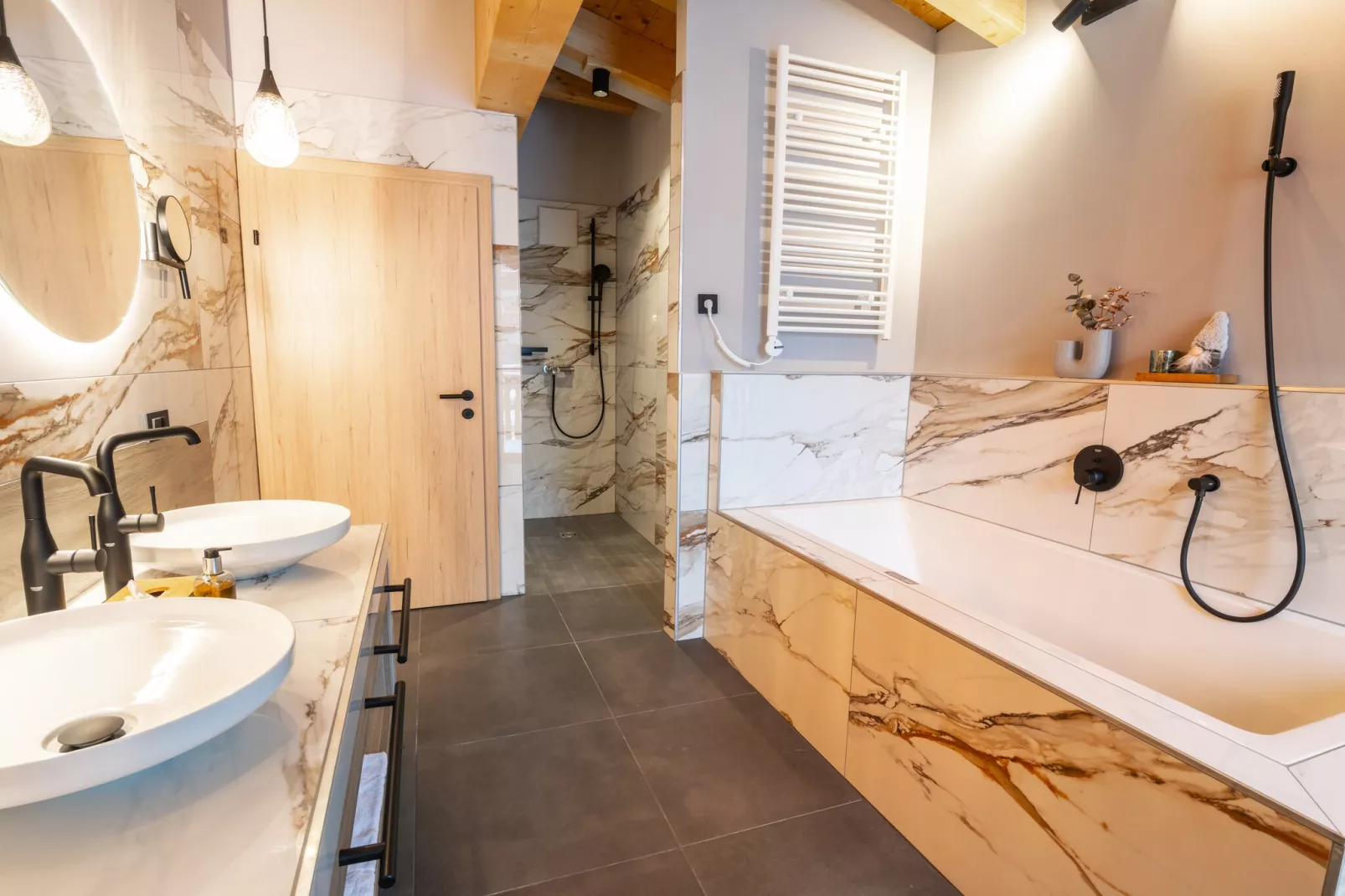 Alpenstyle Resort Fieberbrunn FB3PD-Bathroom