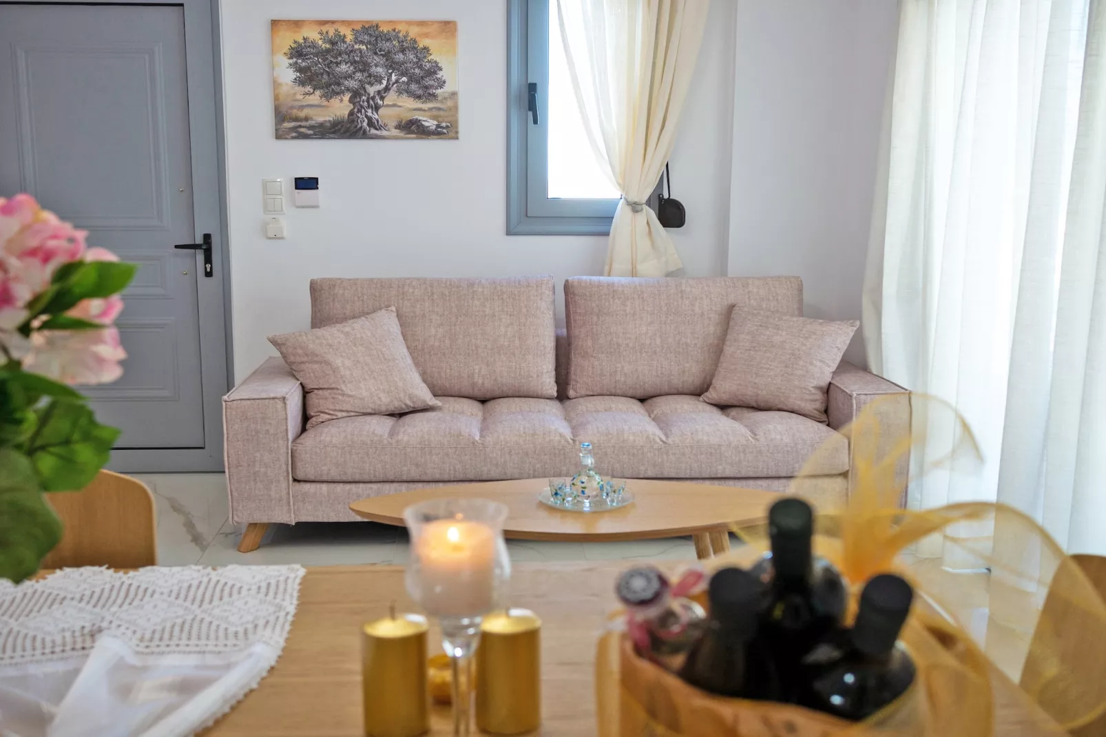 Bessie's dream-Living room