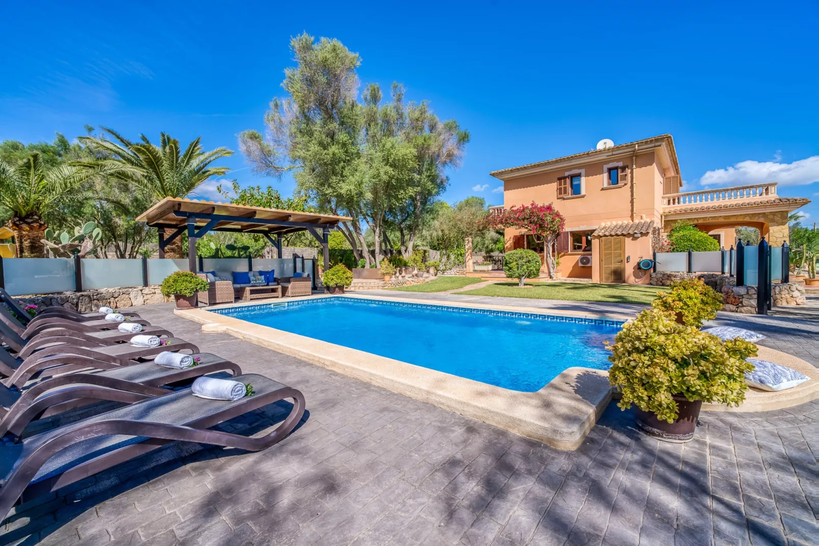 Son Morei Gran-Exterior summer