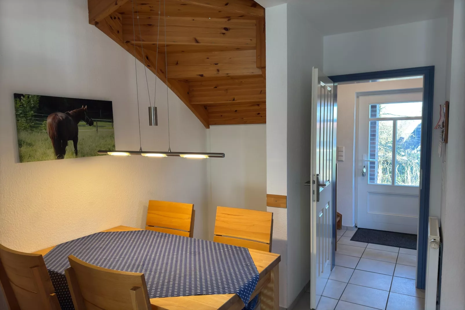 Korsar I-Dining room