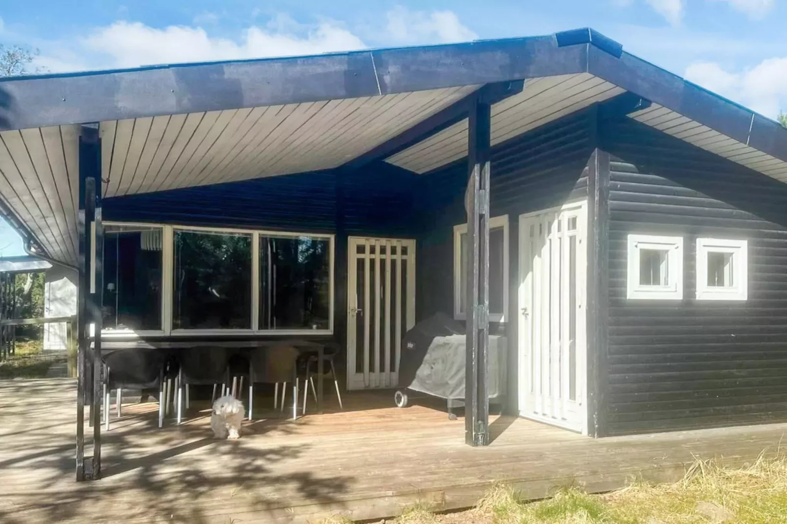 8 person holiday home in Ålbæk-By Traum