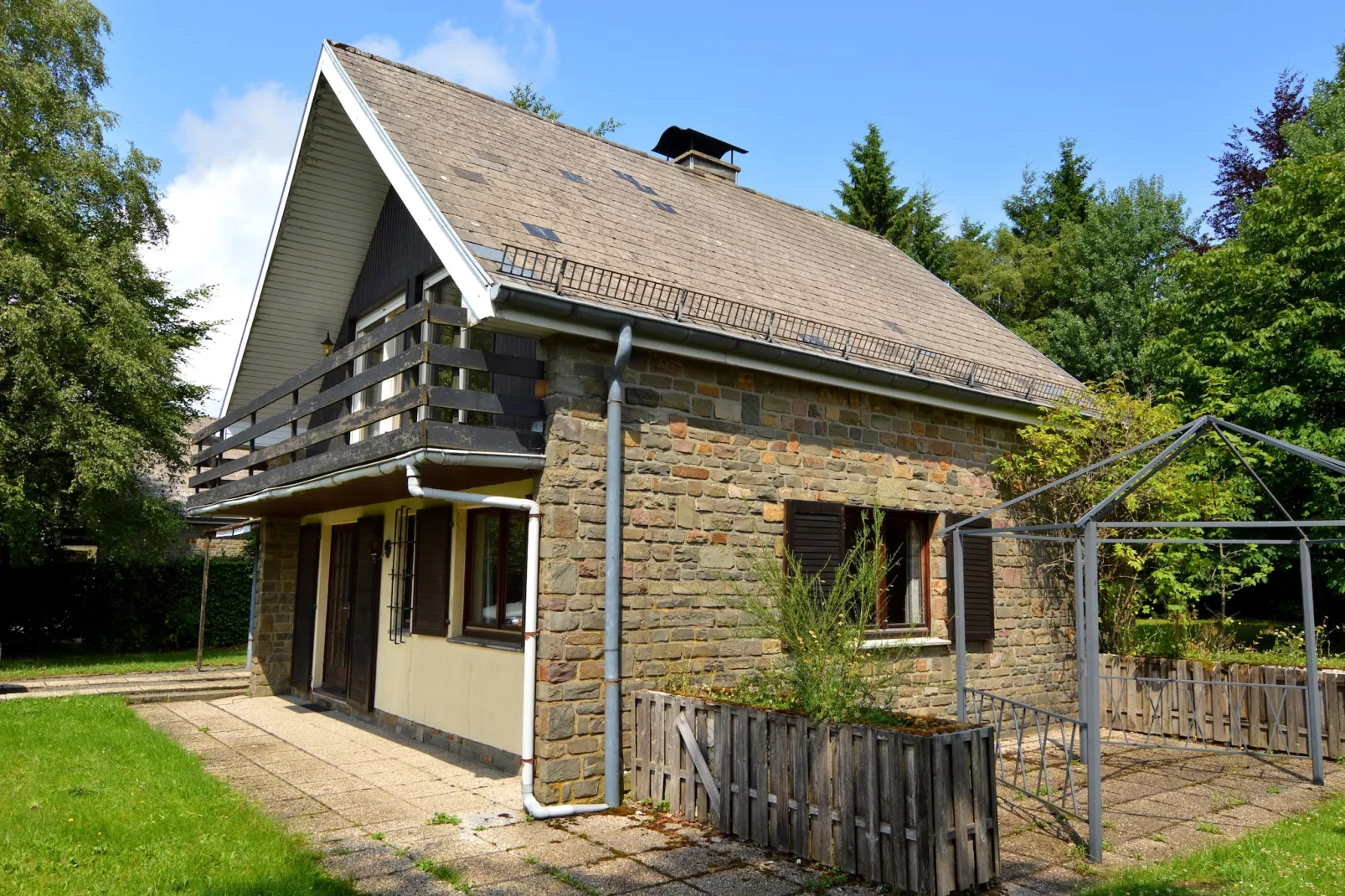 Villa Feng Shui-Exterior summer