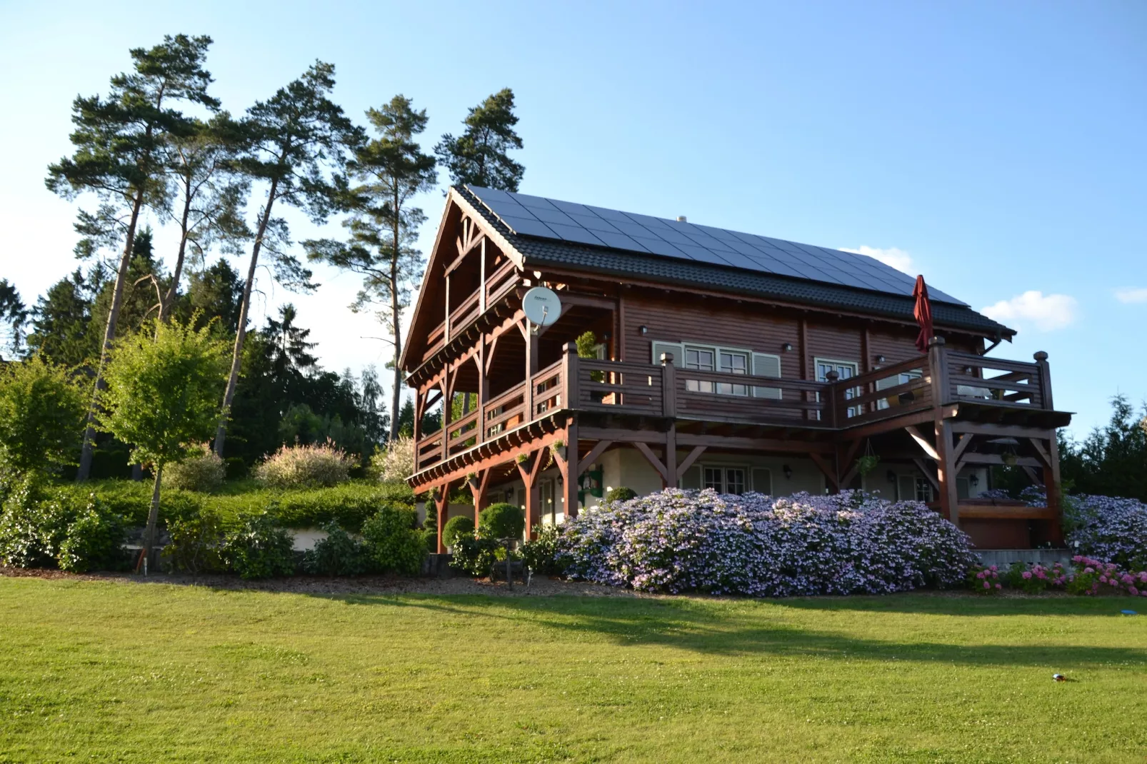 Chalet du Soleil-Exterior summer