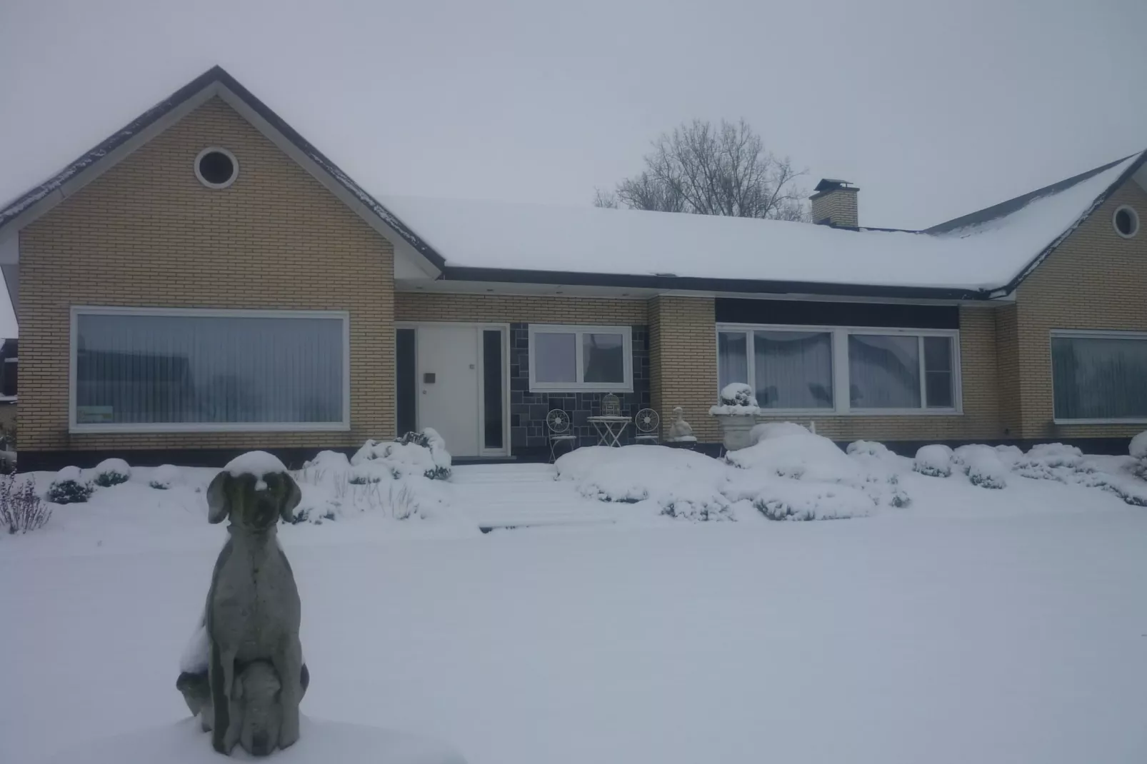 Happy Moments-Exterior winter