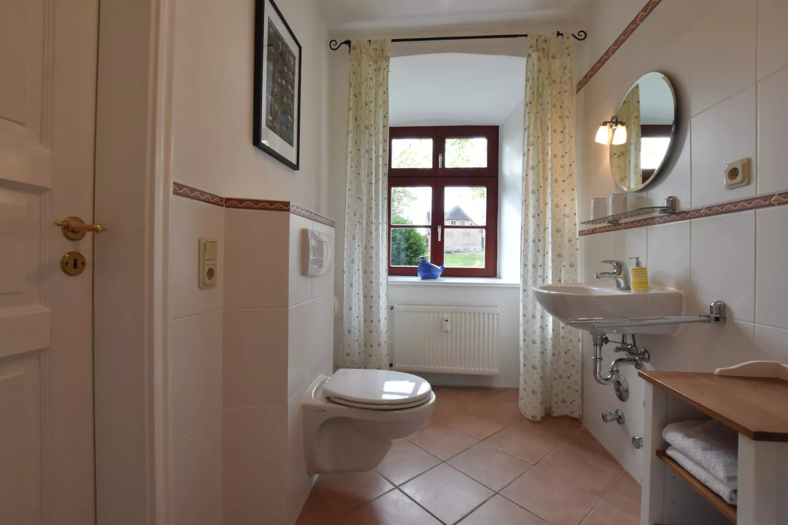 Gartenblick bei Gerdshagen-Badezimmer