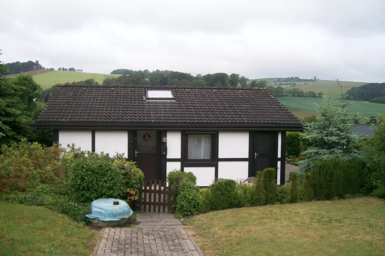 Ferienhaus am Hennesee mit Terrasse