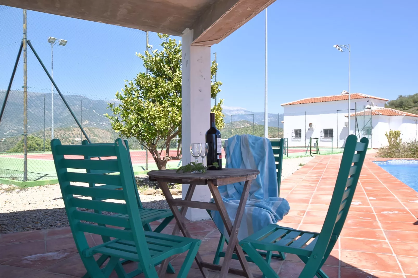 Villa Bandoleros-Terrace balcony