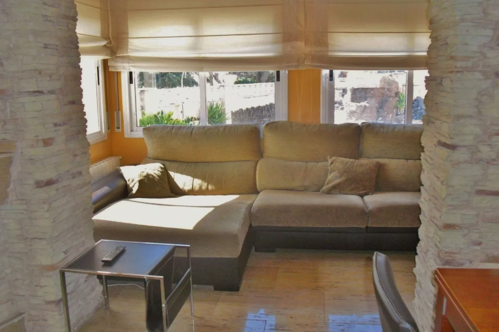 Casa Ausias-Living room