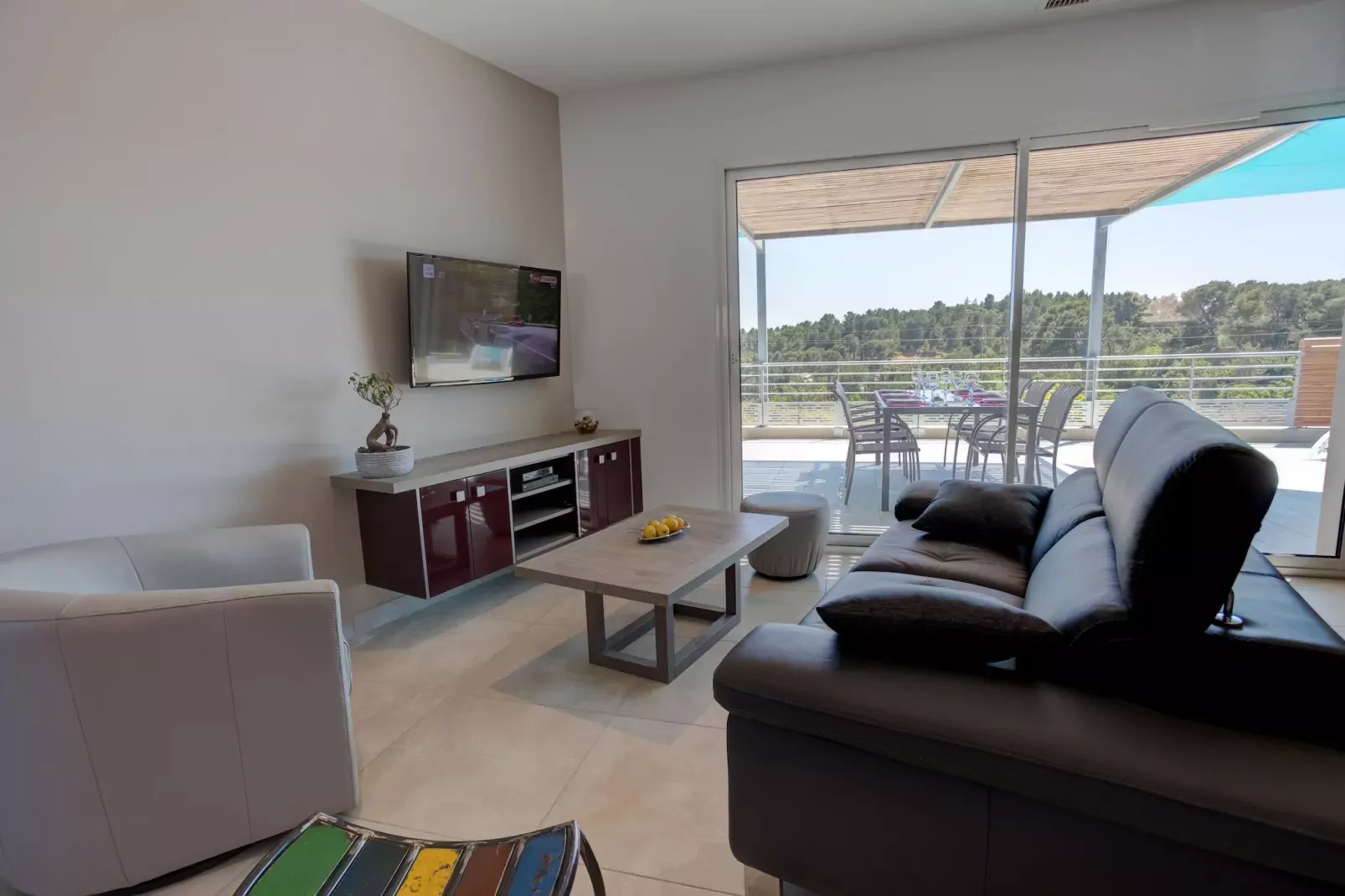 Bamboo-Living room