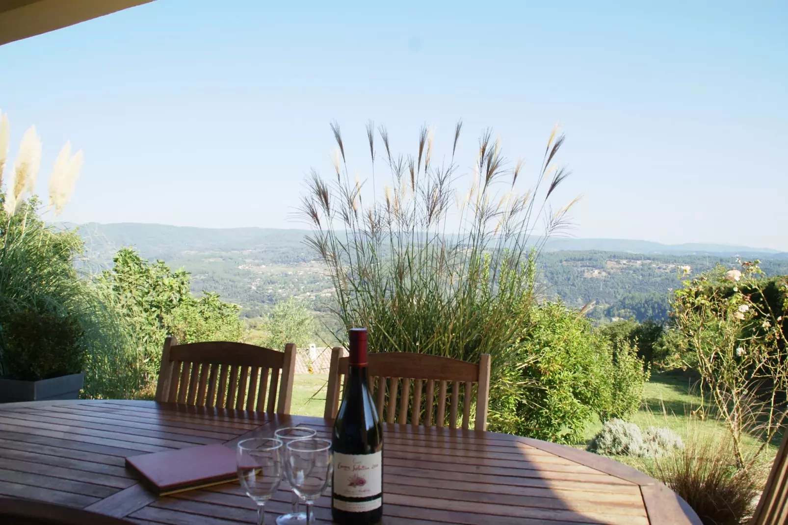 Villa - LES VANS-Terrasse/Balkon