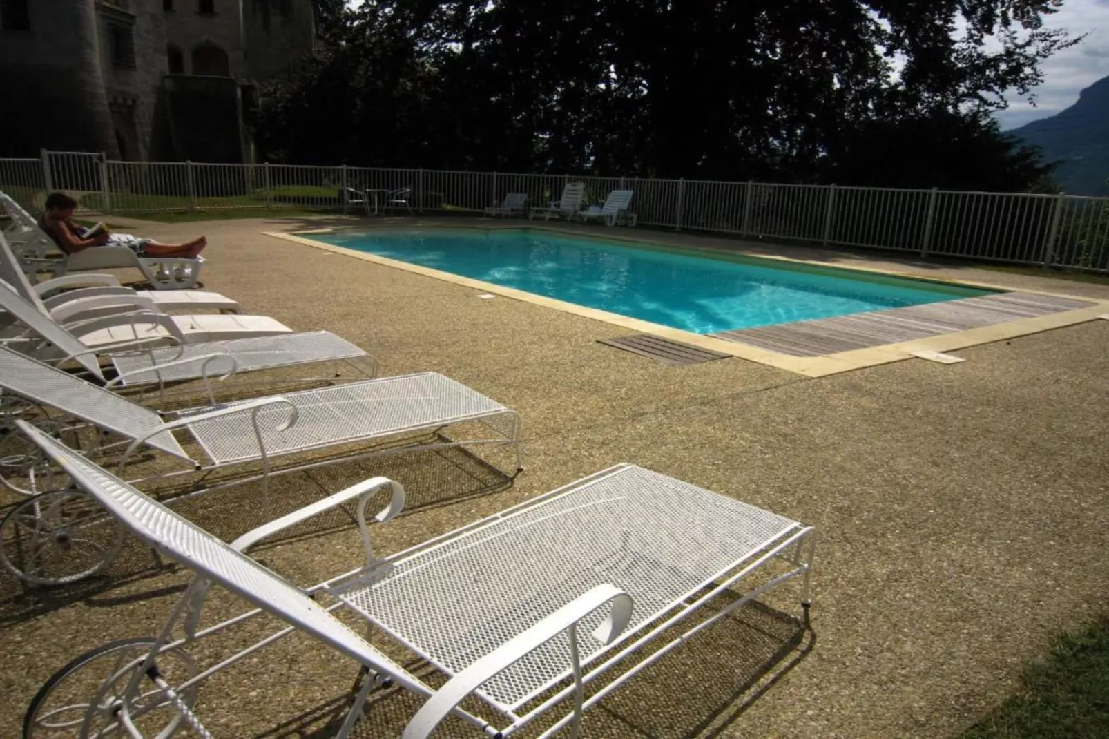 Mercure-Pool