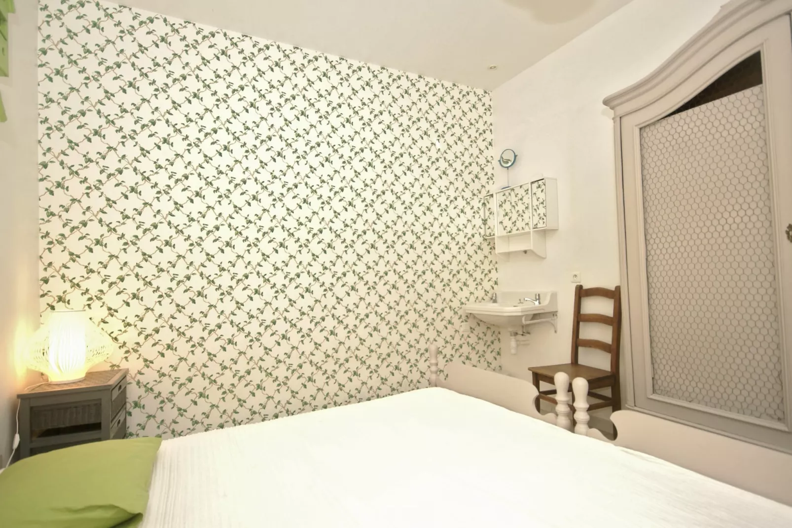 Crillon le Brave-Bedroom