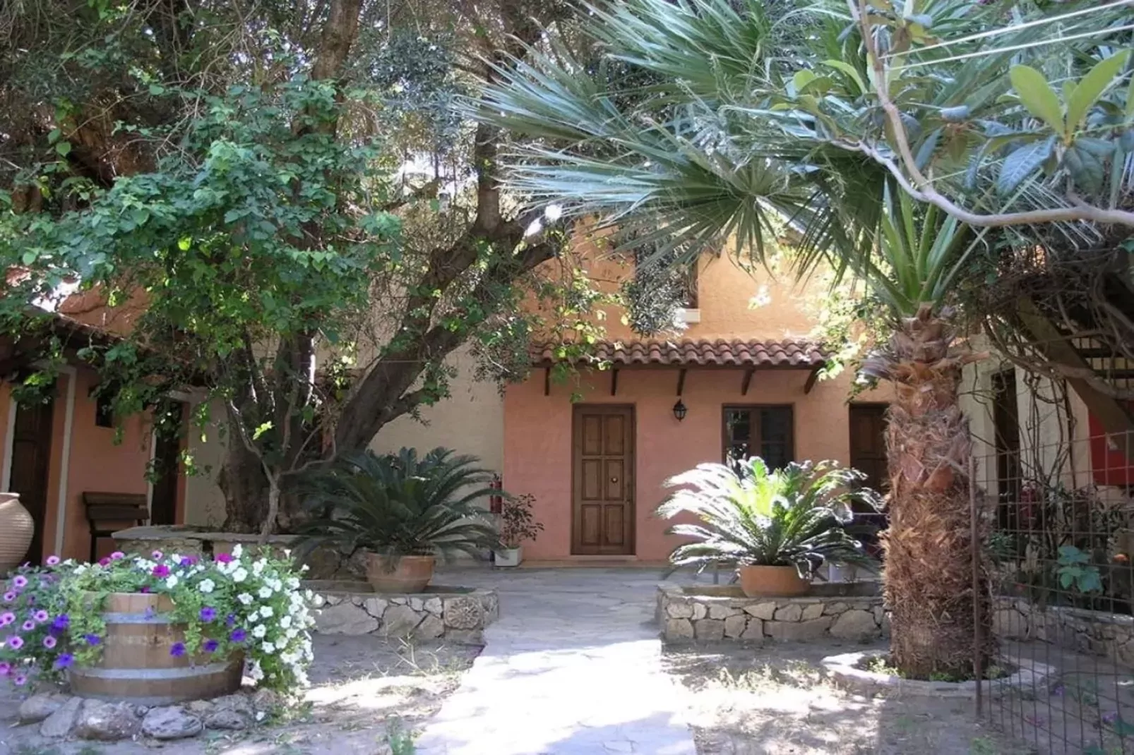 Olive Tree Cottage No 3-Exterior summer