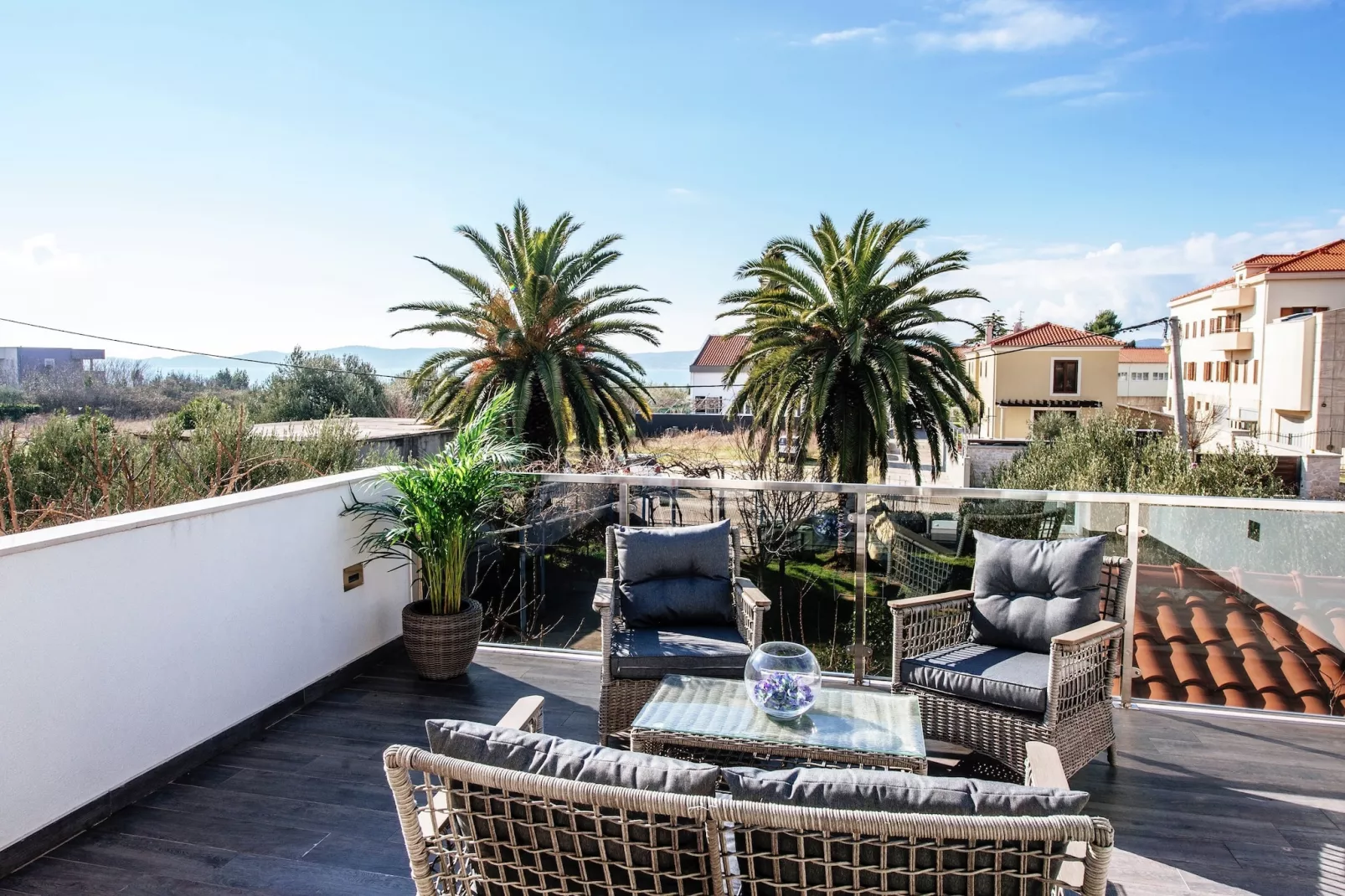 Luxurious apartment Loreta-Terrace balcony