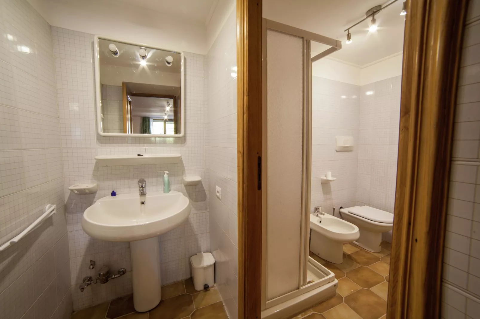 Residenza Cervinia Bilo Piano Cinque-Bathroom