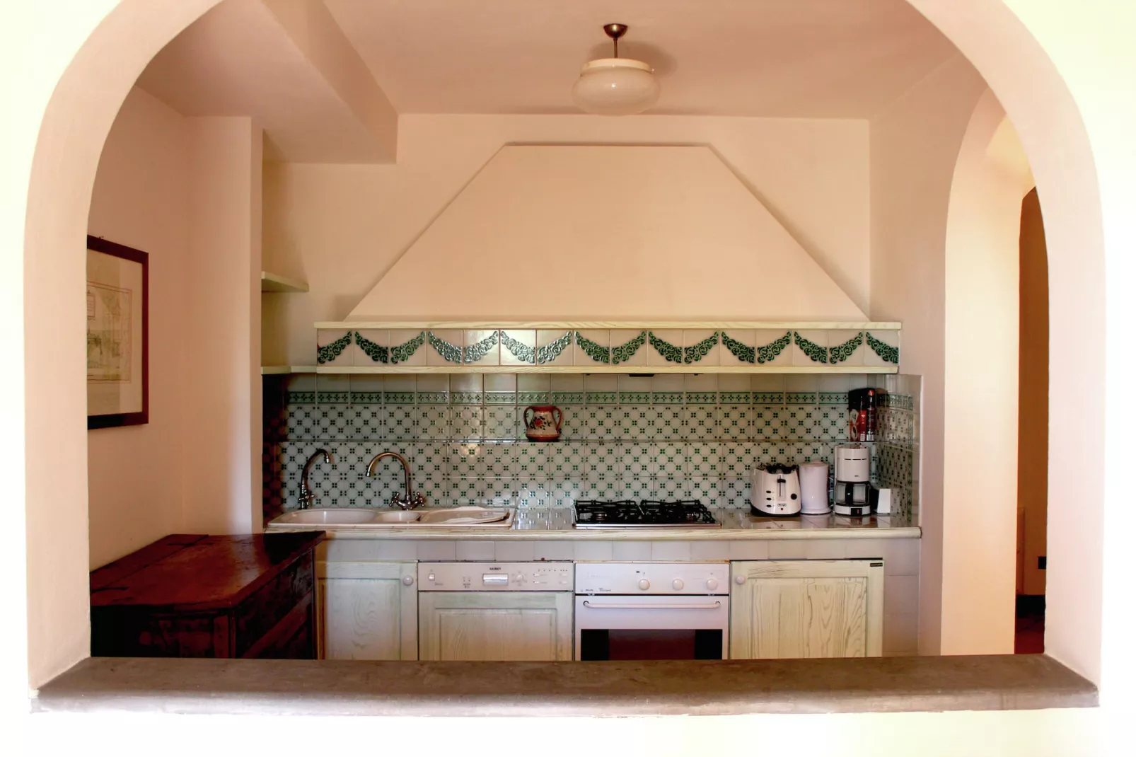 Tinaia-Kitchen