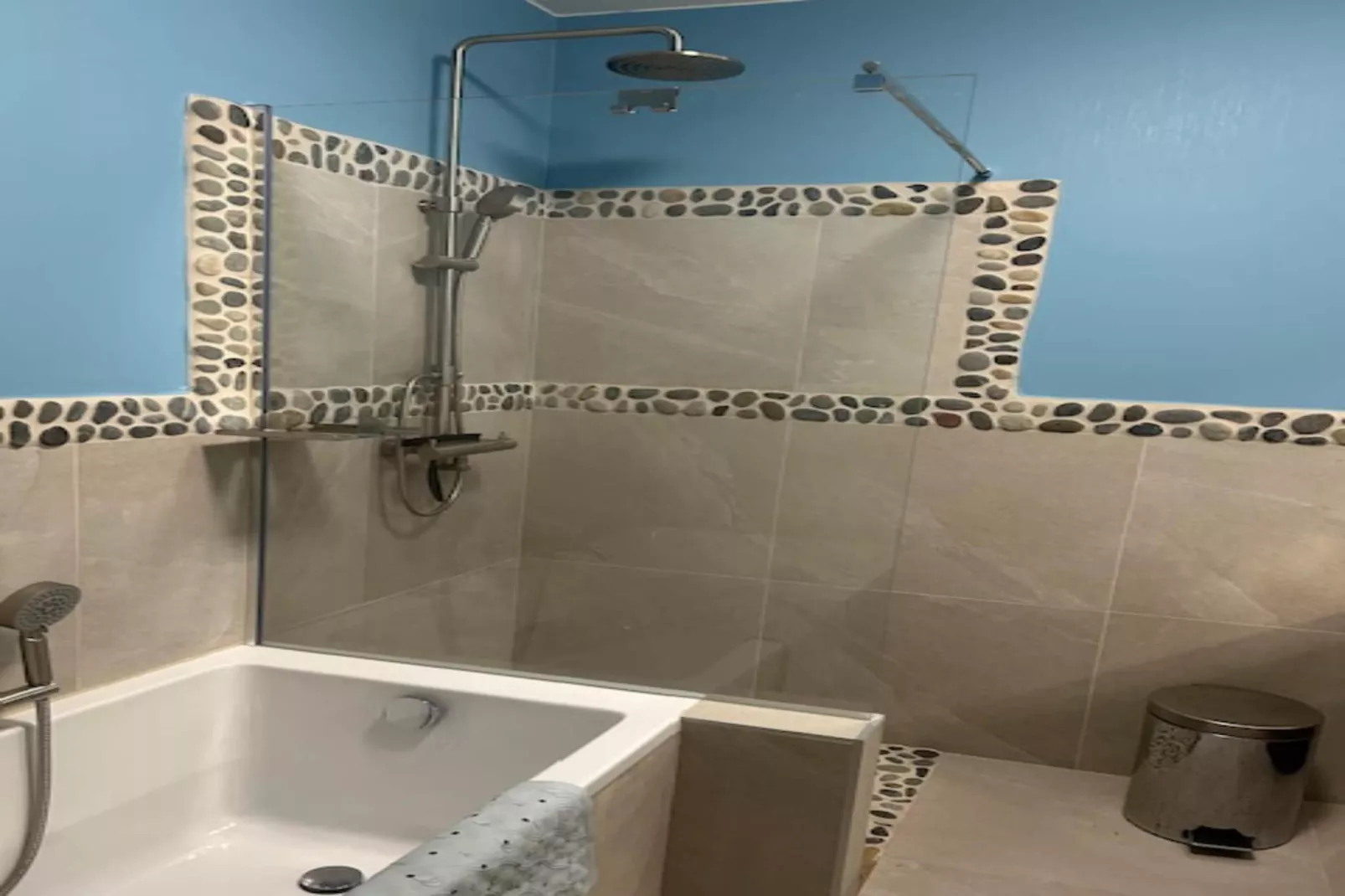 Ruischende Dennen-Badezimmer