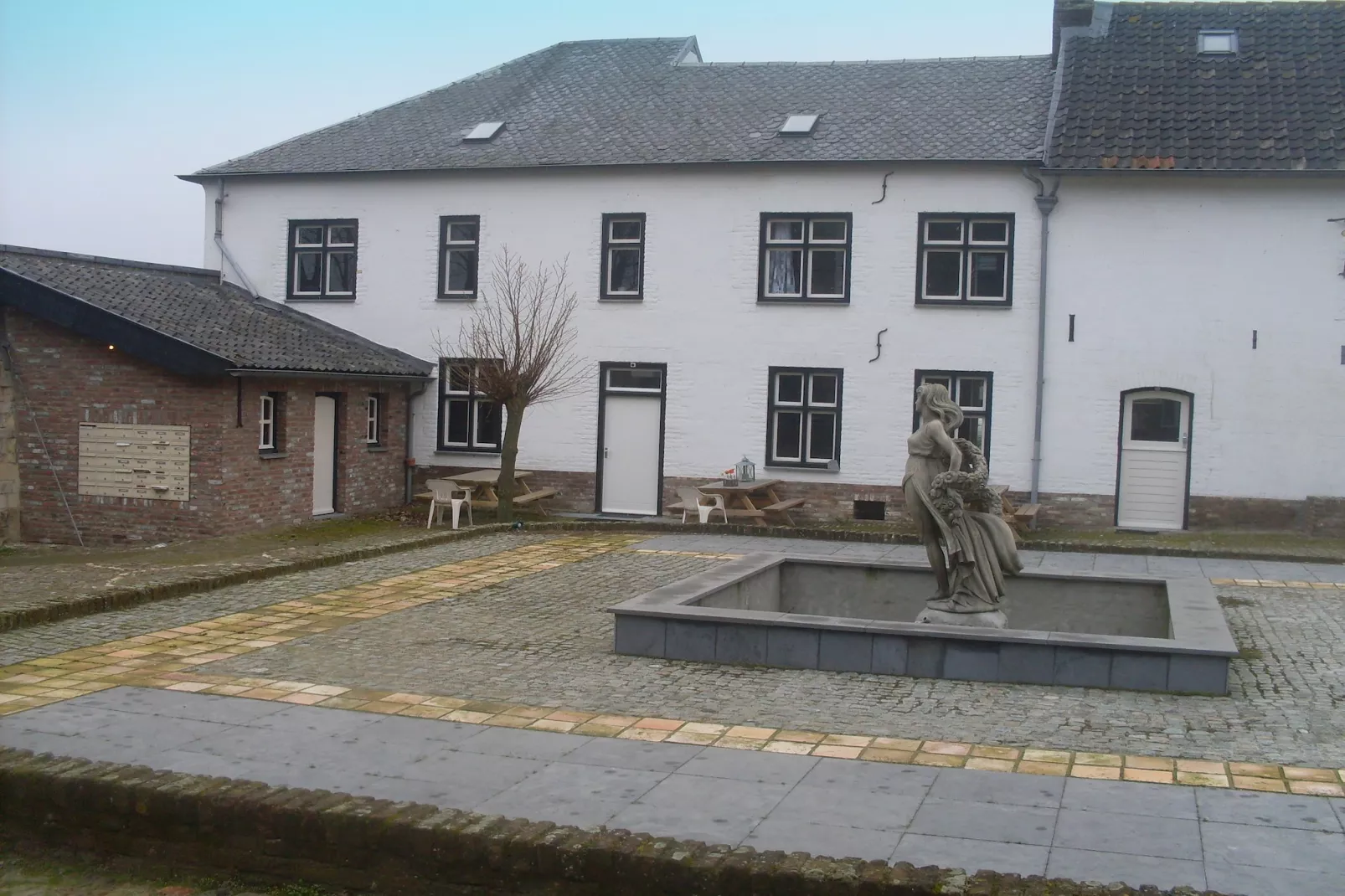 Hoeve de Drogenberg-Außenbereich Sommer