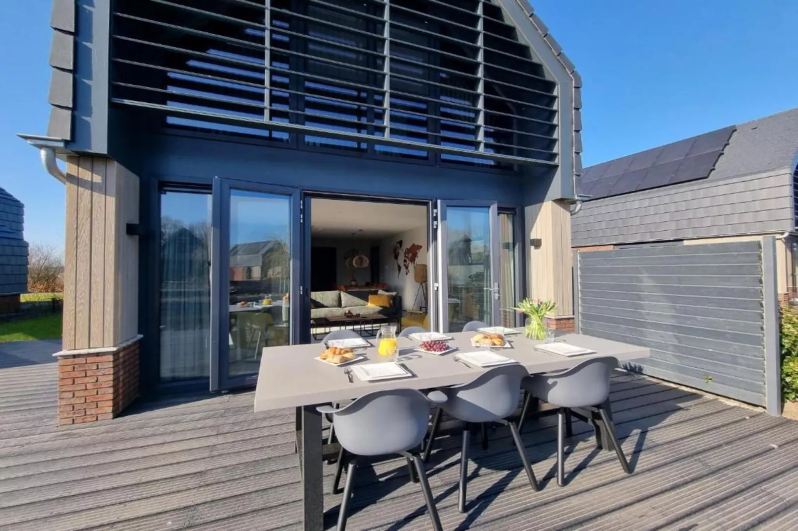 Watervilla Twa-Exterior summer
