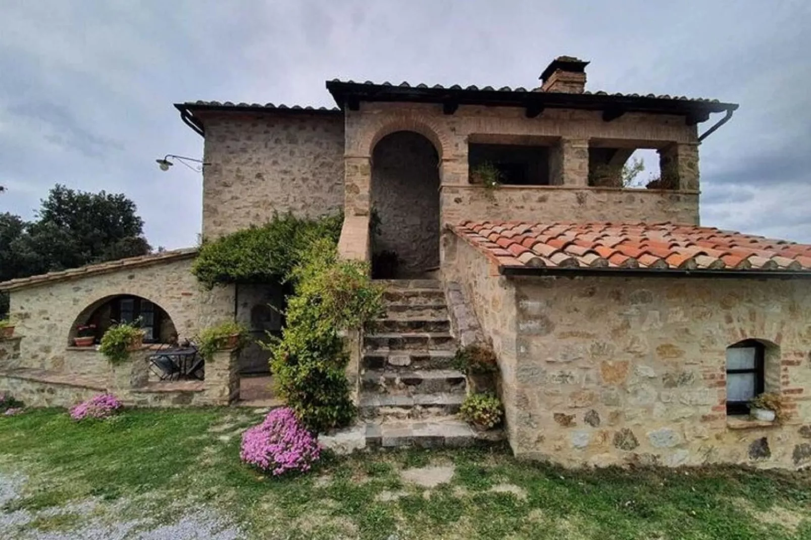 Appartamento Vista Montagna-Außenbereich Sommer