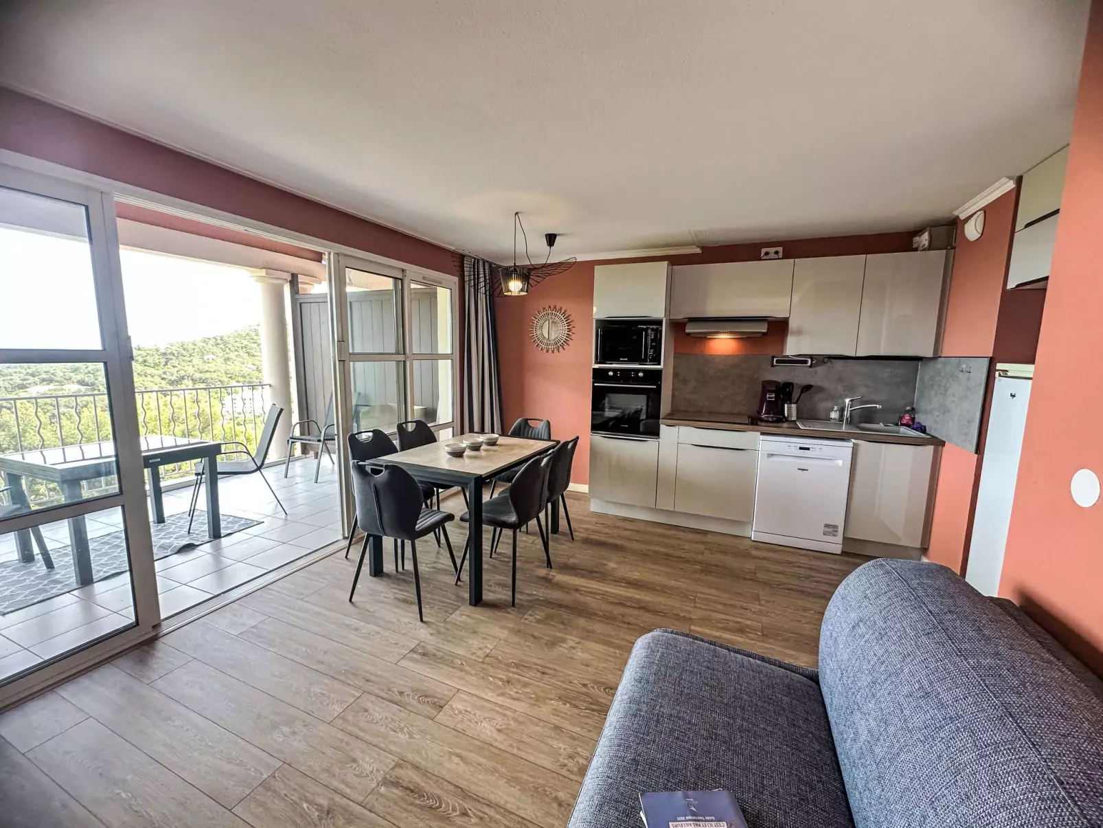 Le Hameau (M4 333)