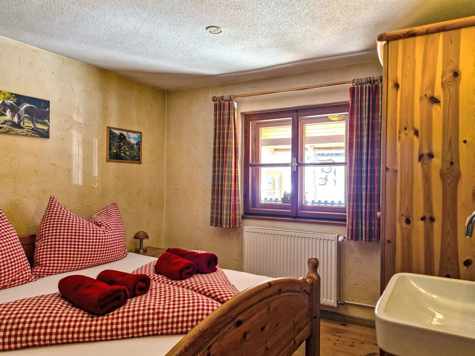 Haflingerhof Almrose-Inside