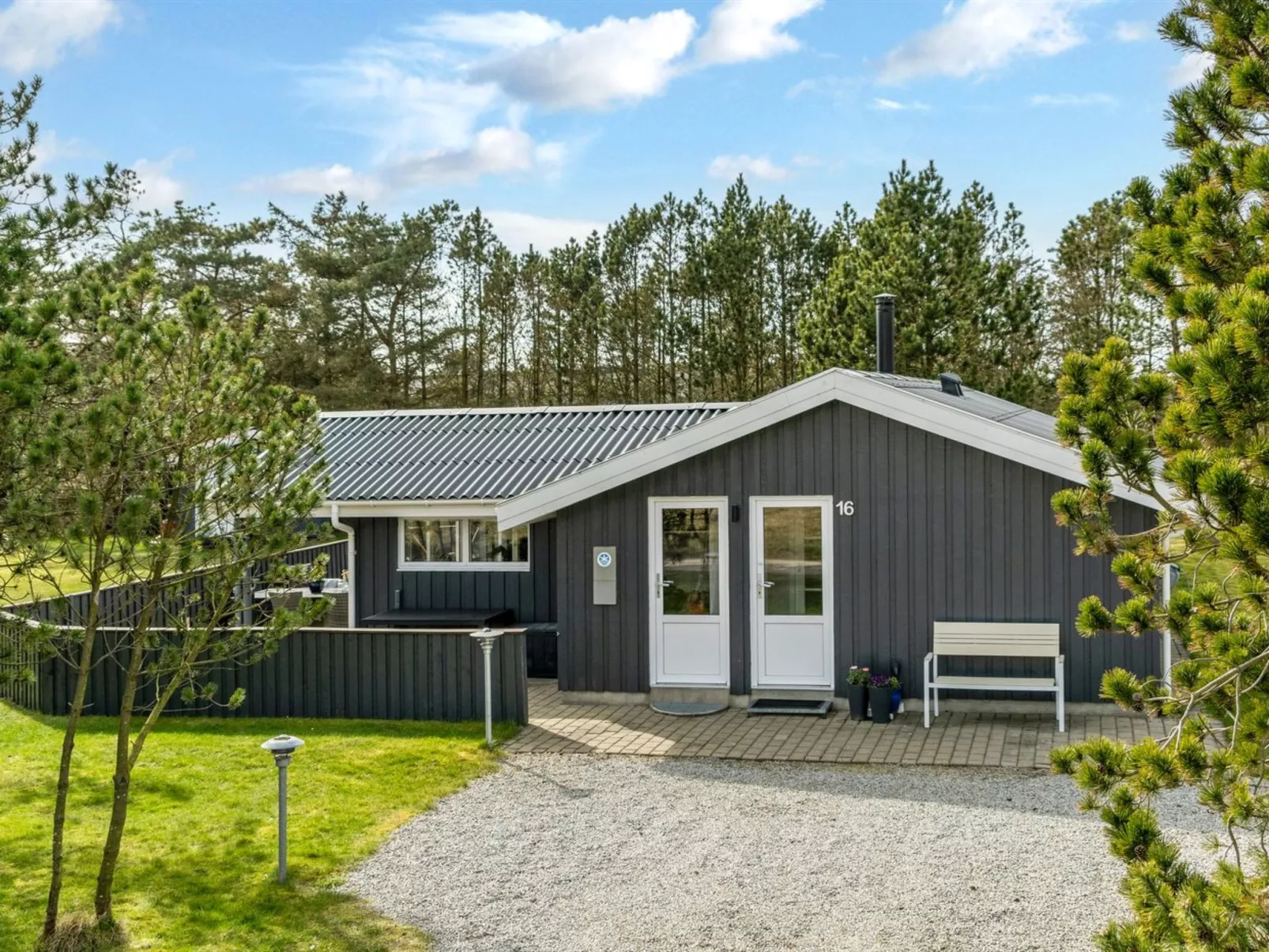 "Richardine" - 850m from the sea-Outside