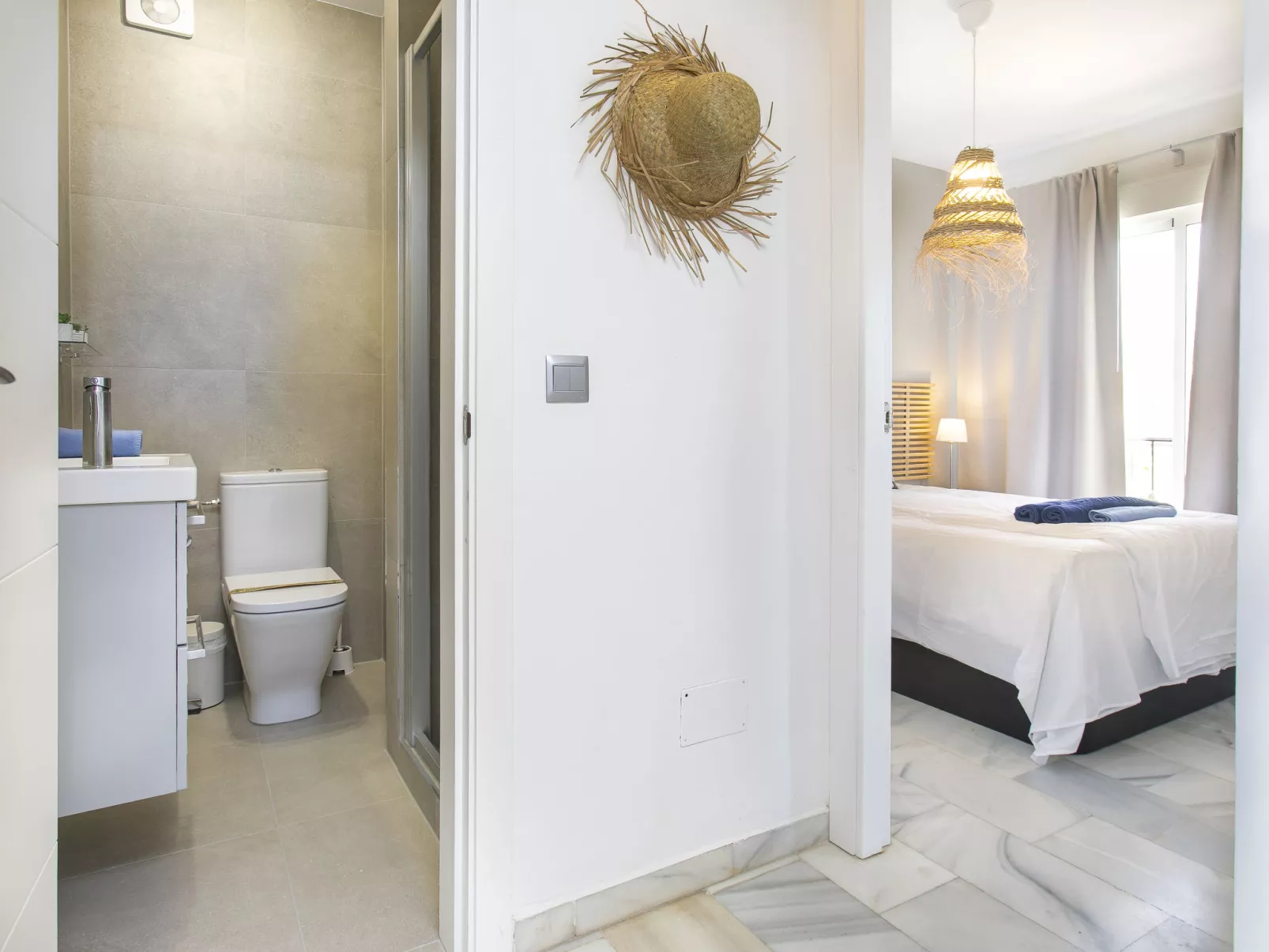 Magni in Parador Hotel area-Inside