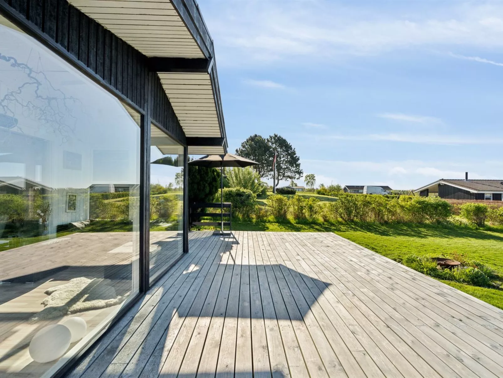 "Manfred" - 250m from the sea-Draußen