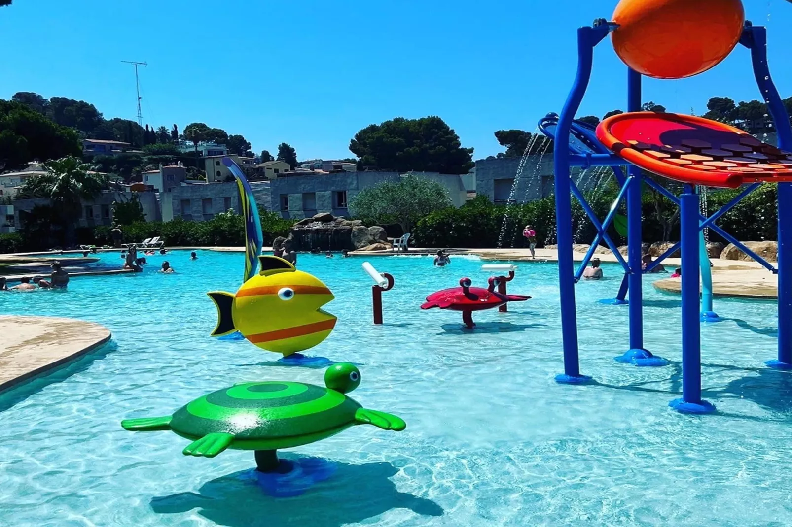 CAMPING INTERPALS- Bungalow Sa Riera-Pool