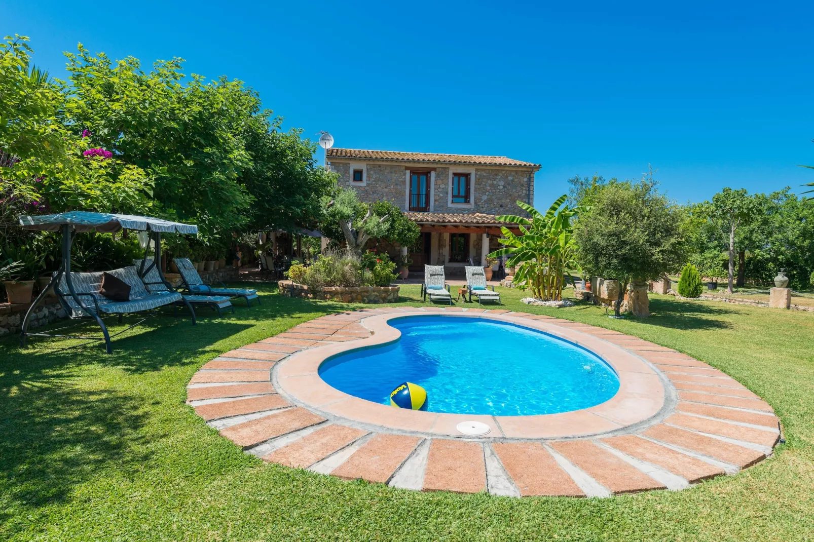 poolofhouse