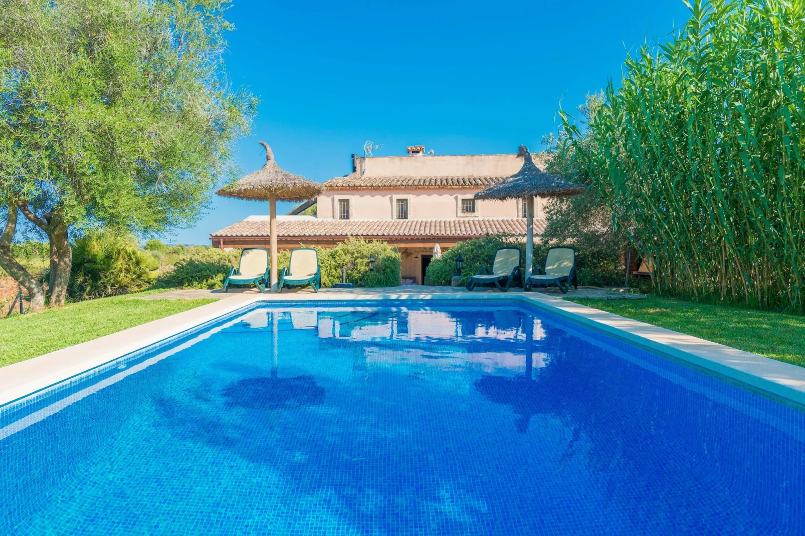 poolofhouse