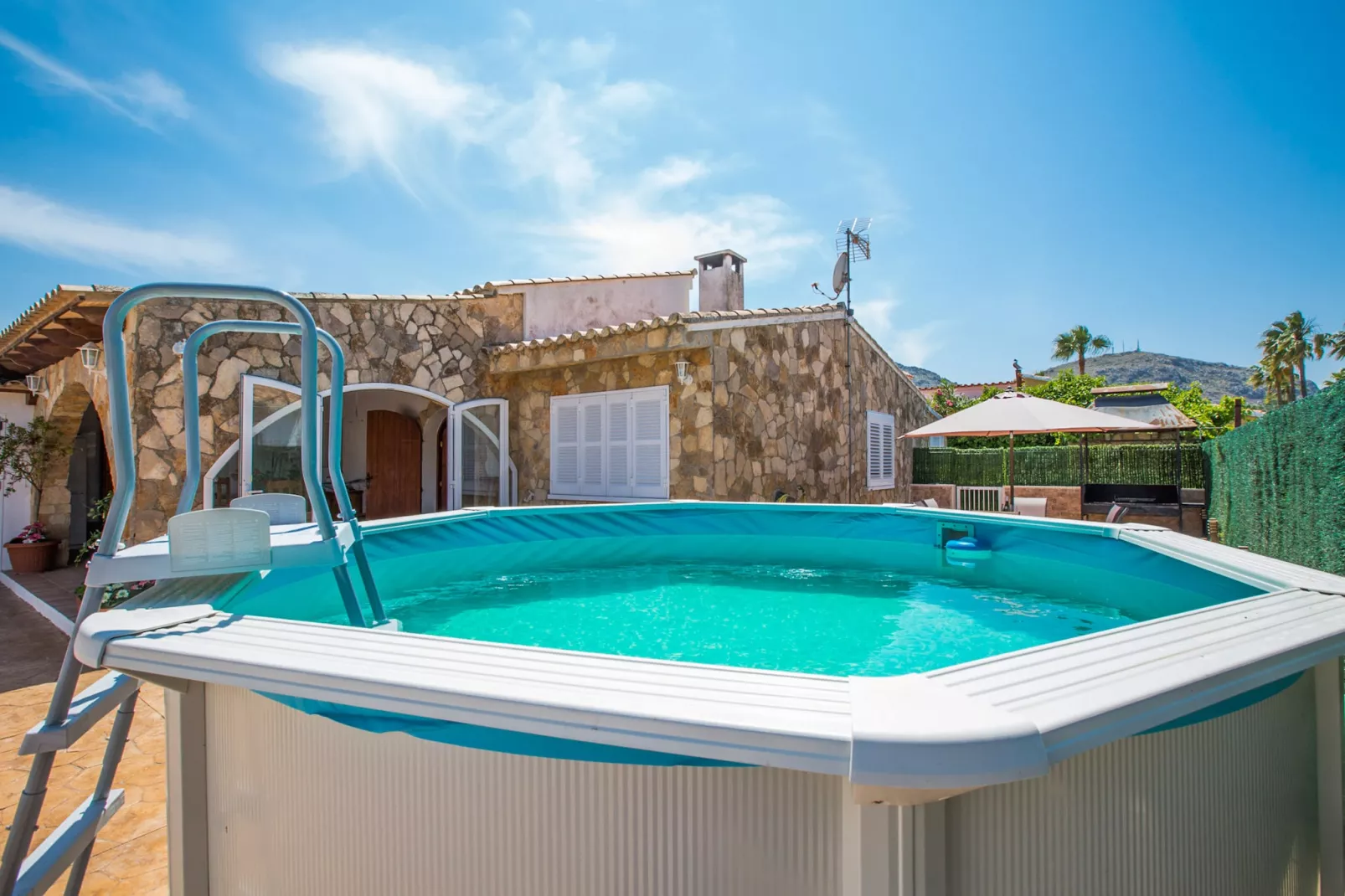 Can Rovet-Pool