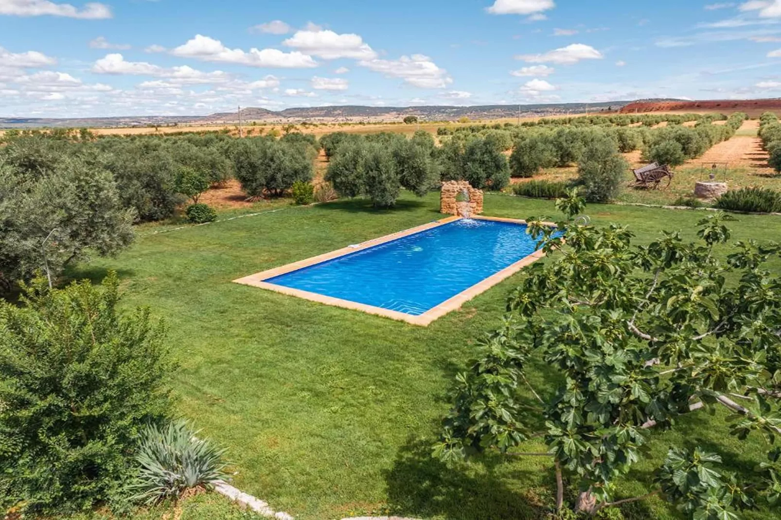 poolofhouse