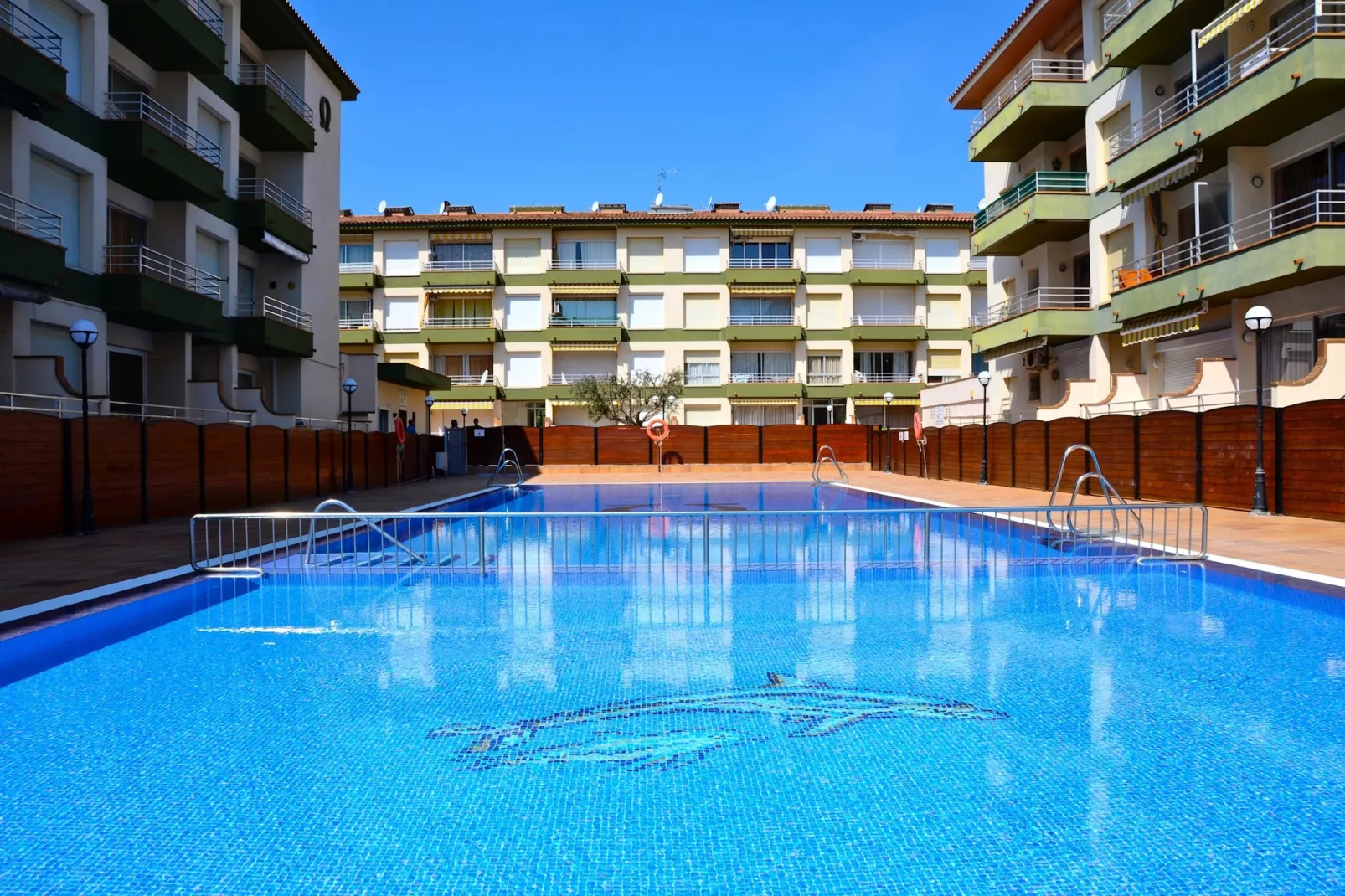 poolofhouse
