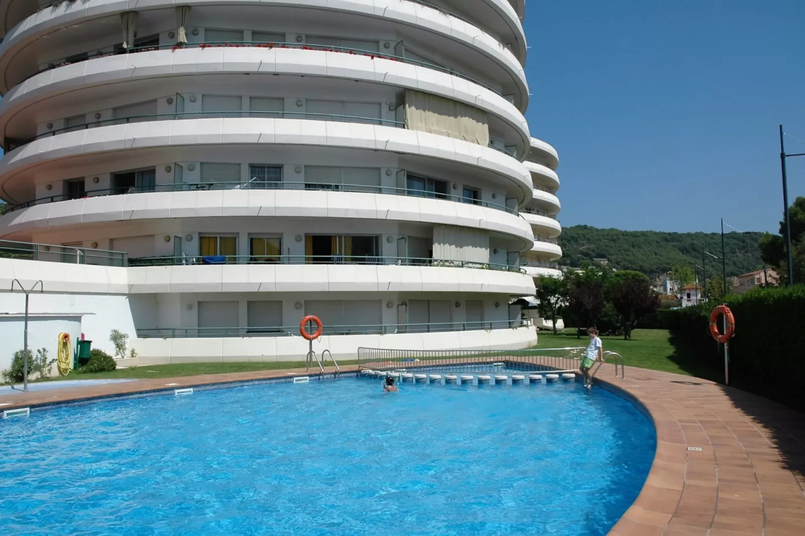 poolofhouse