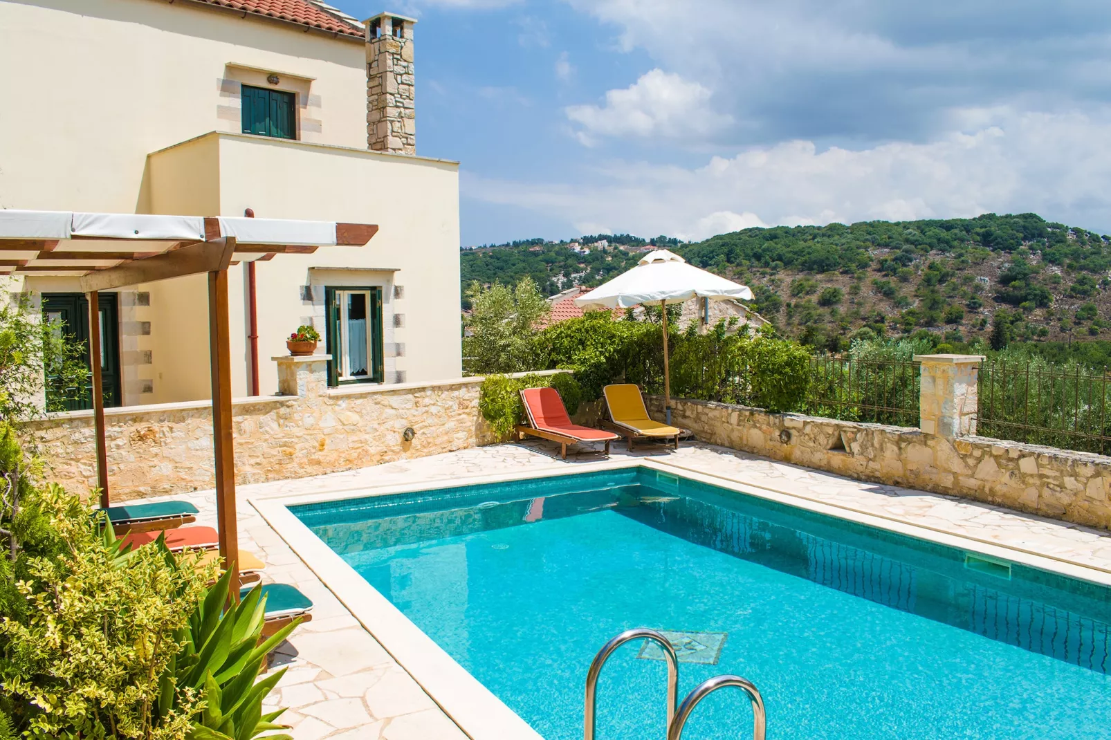 poolofhouse