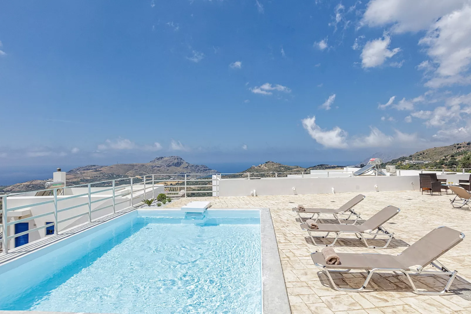 poolofhouse