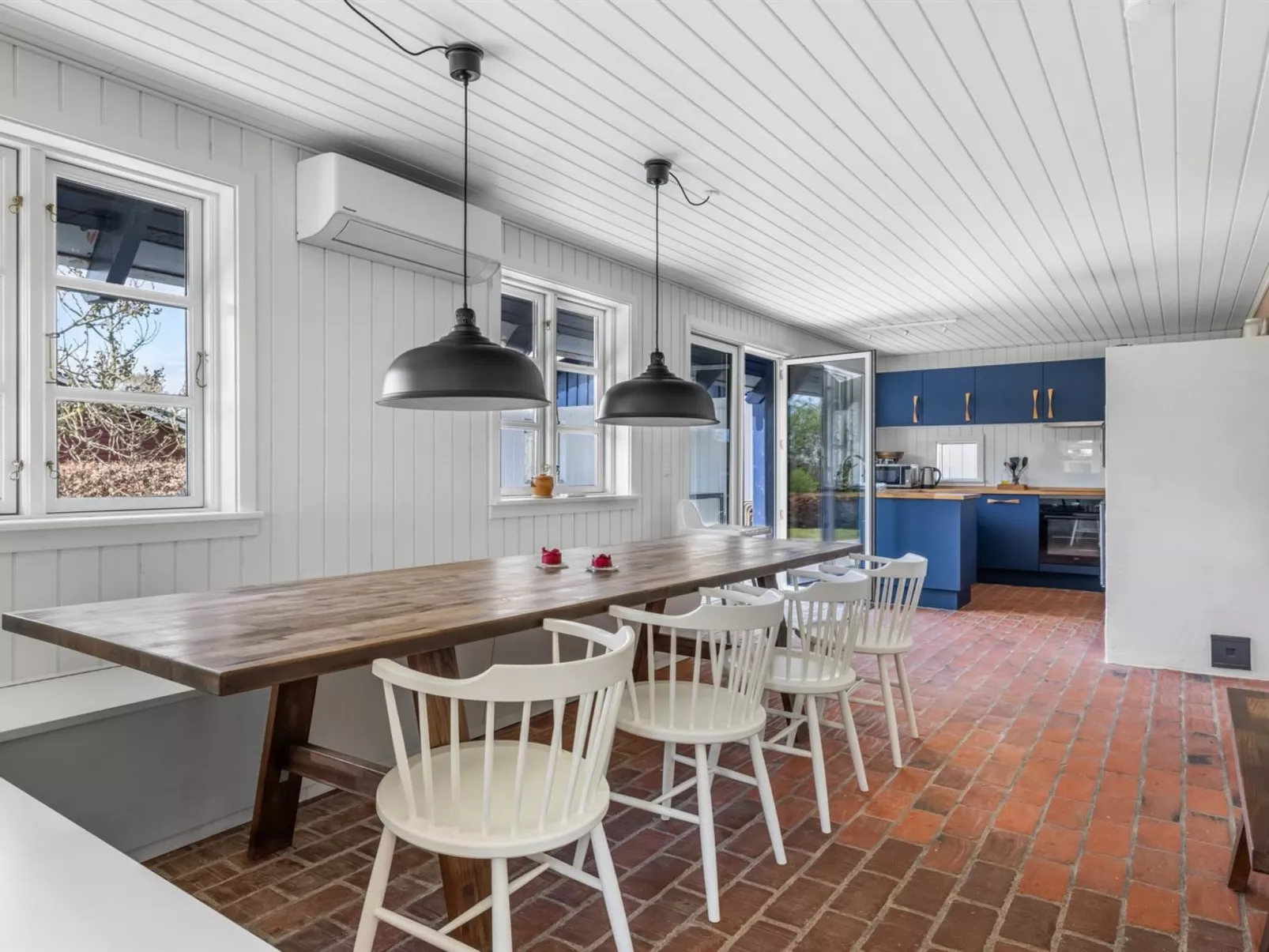 "Gravers" - 150m from the sea-Dedans