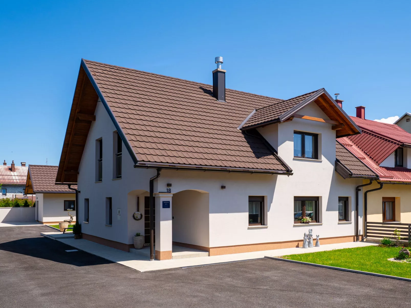 Holiday House Arni-Outside