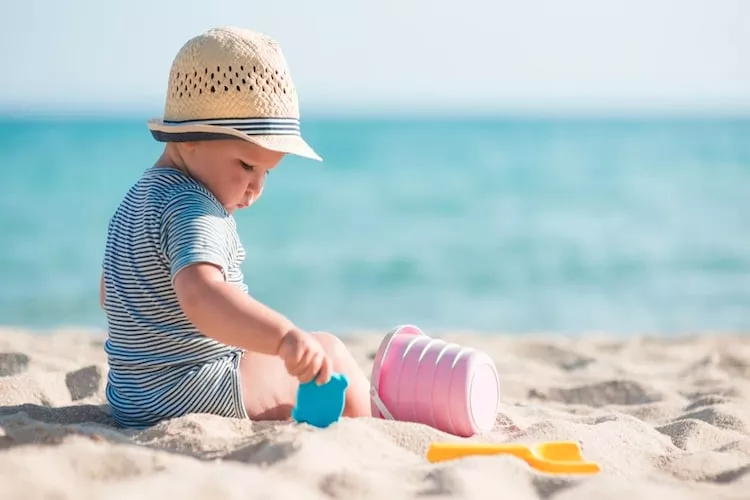 Domki wakacyjne z basenem dla 5 osób Jarosławiec-Areas summer 1km
