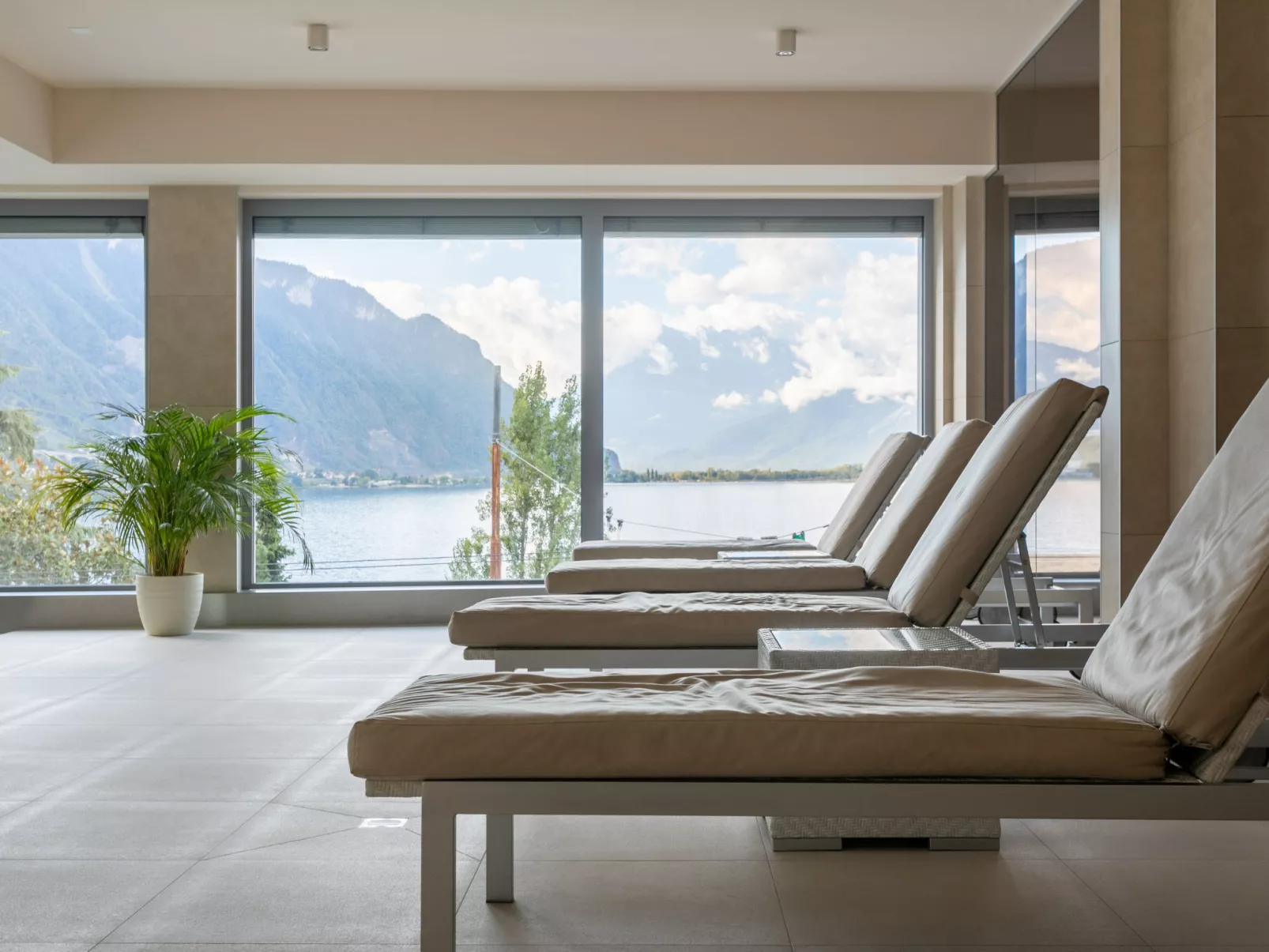 Le National Montreux-Inside