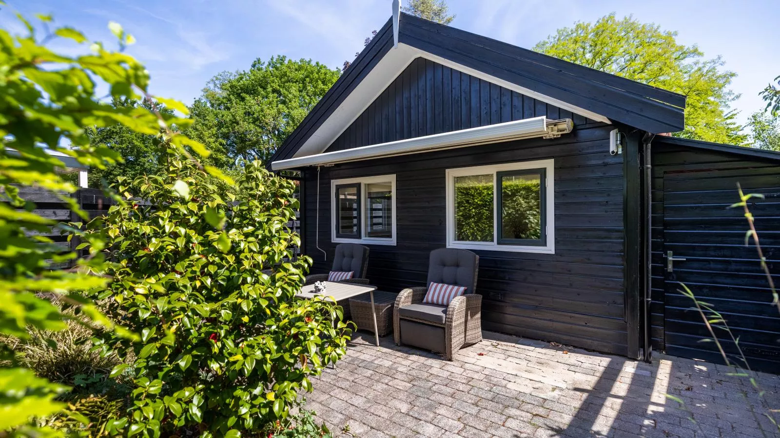De Groeter Lodge-Exterior summer