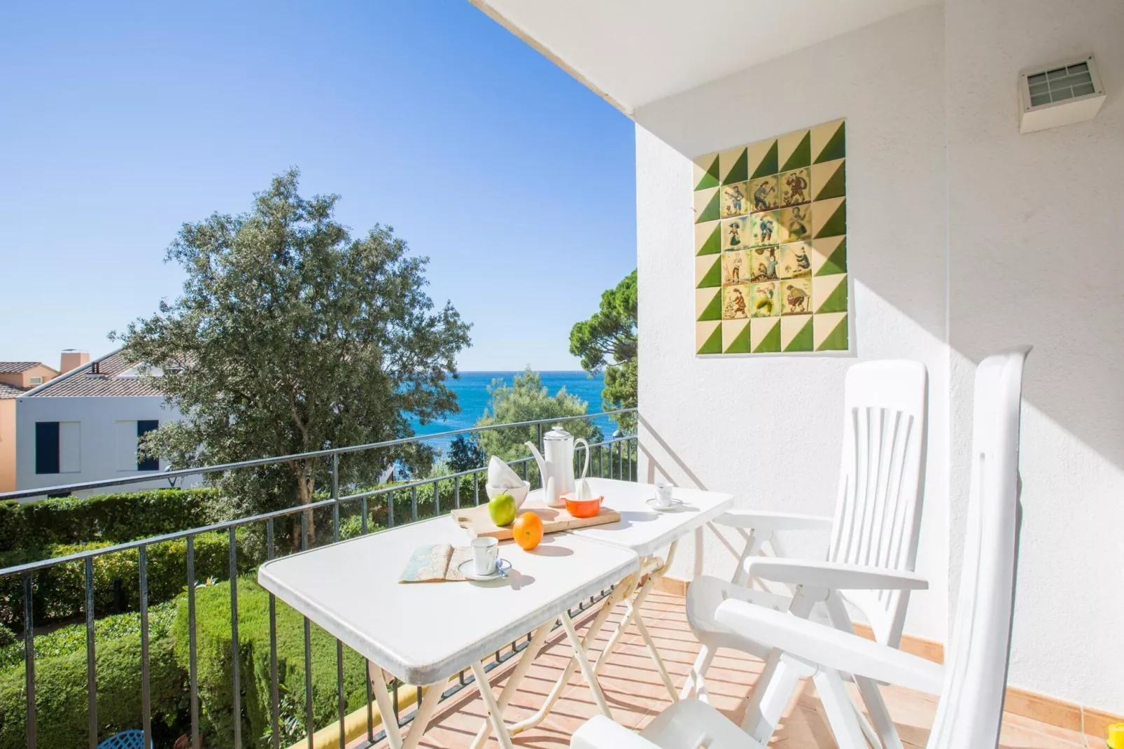 Roc Mar 1-D-Terrace balcony