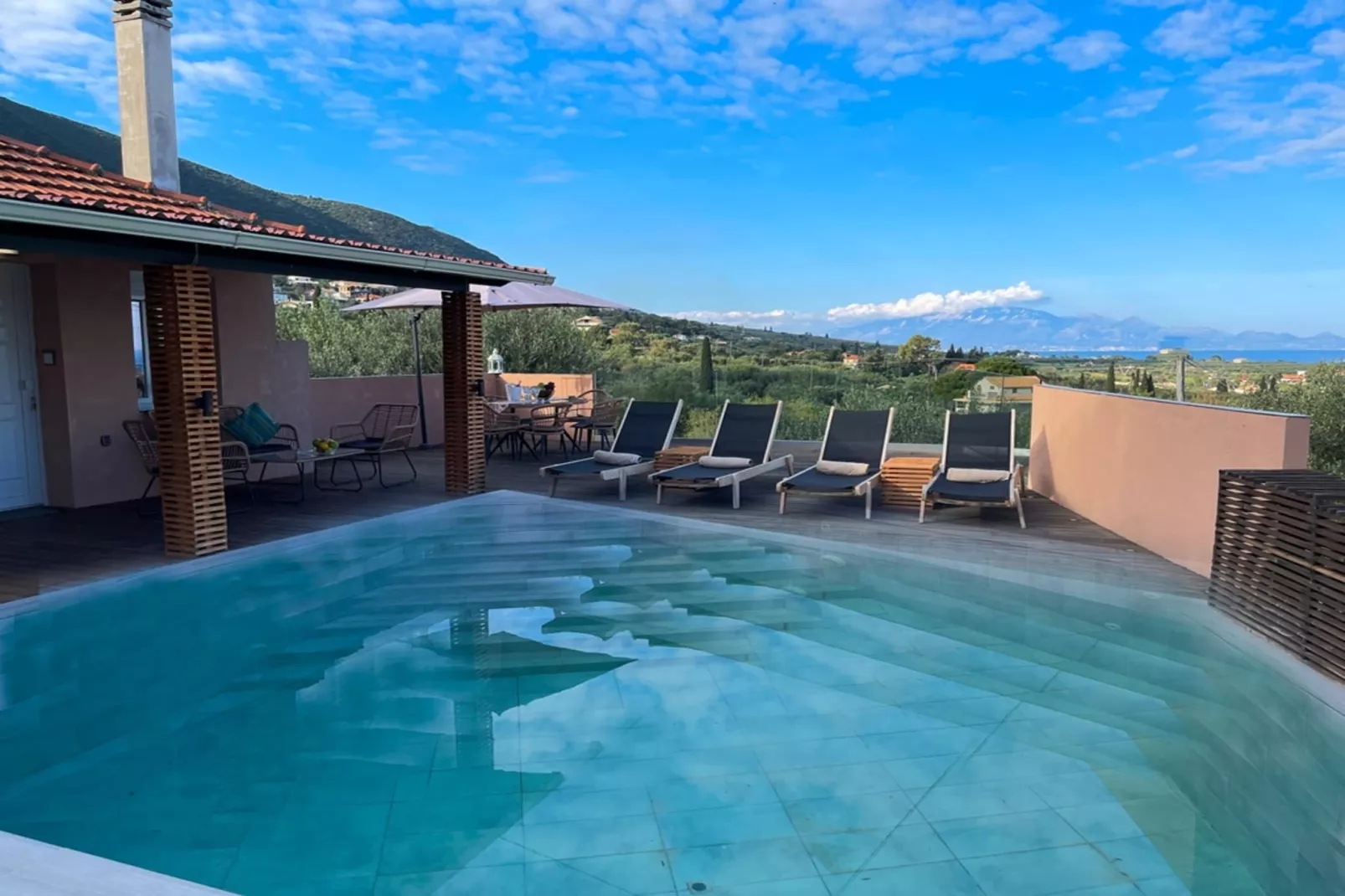 Villa De La Vita Alykes-Piscine