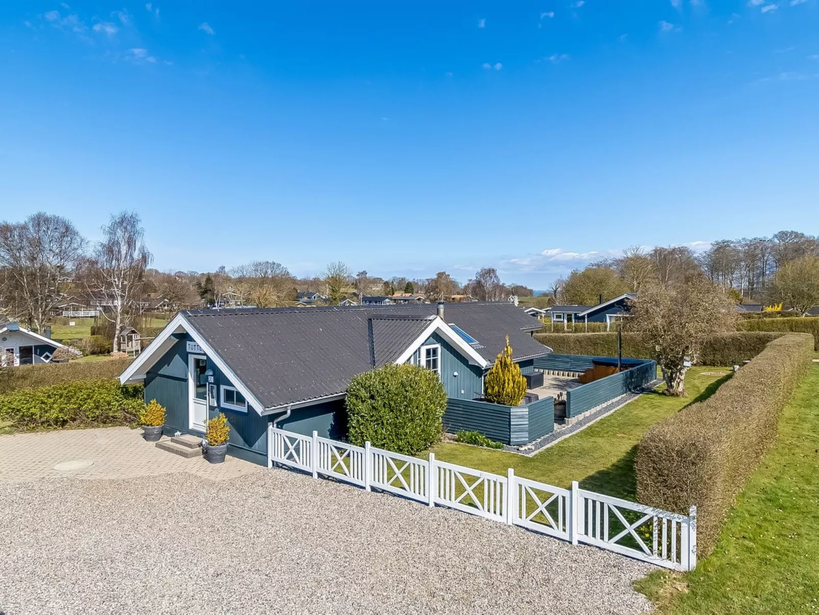 "Aika" - 450m from the sea-Outside