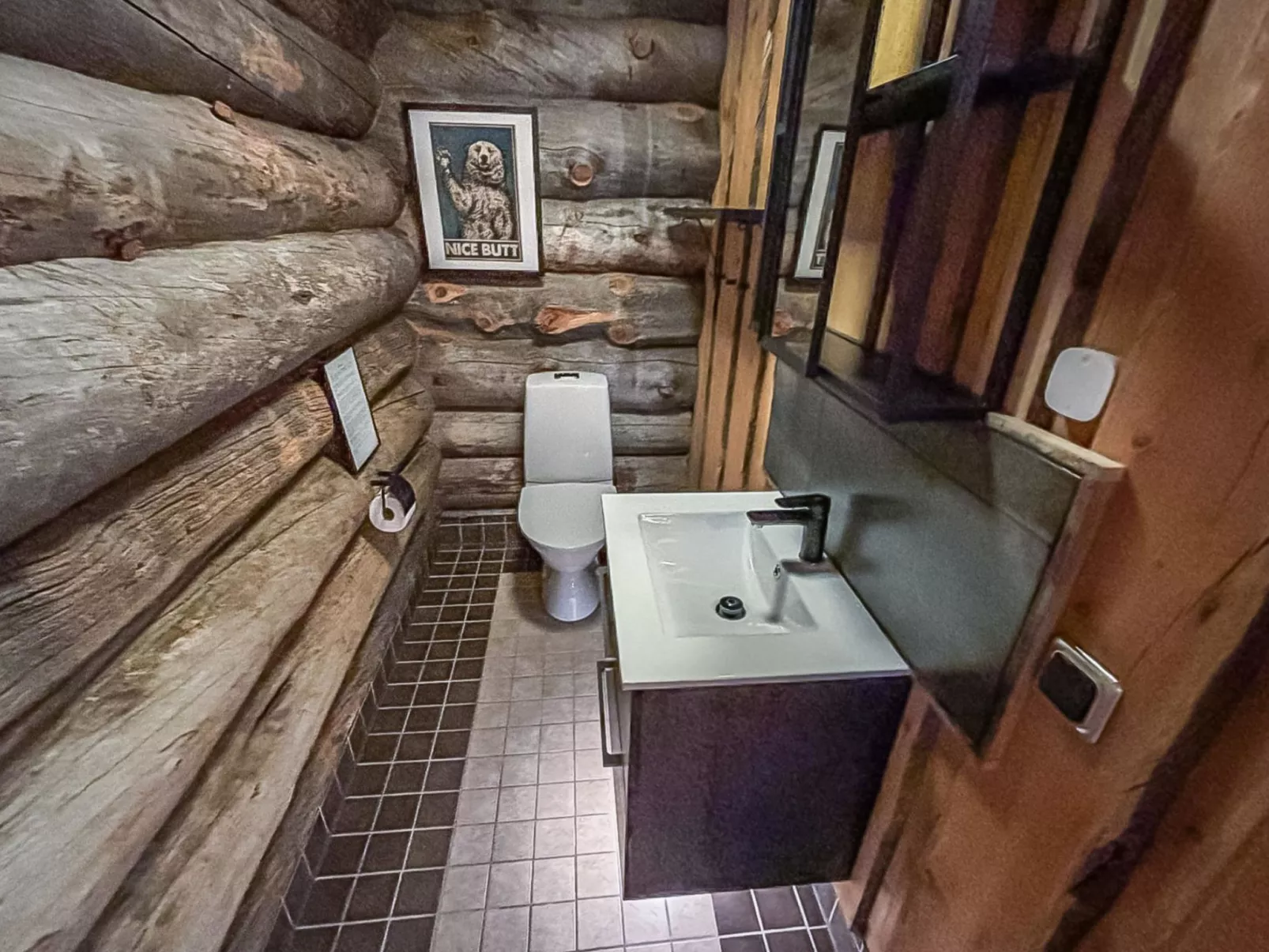 Ruska-ruka 9.1-Inside