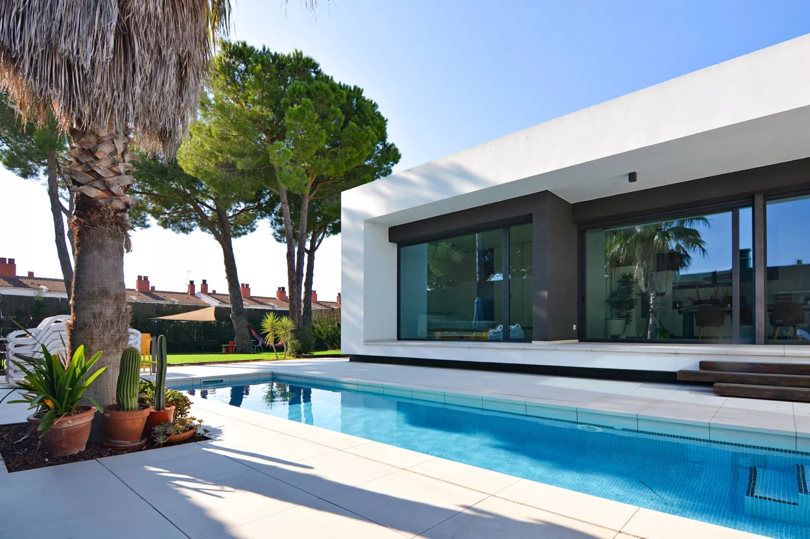 poolofhouse
